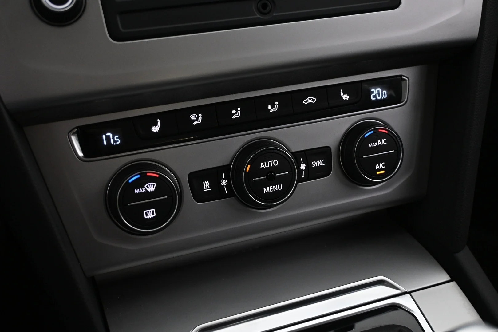 Car Image - ZahmXR6Jzk2jeiBbdpvvS