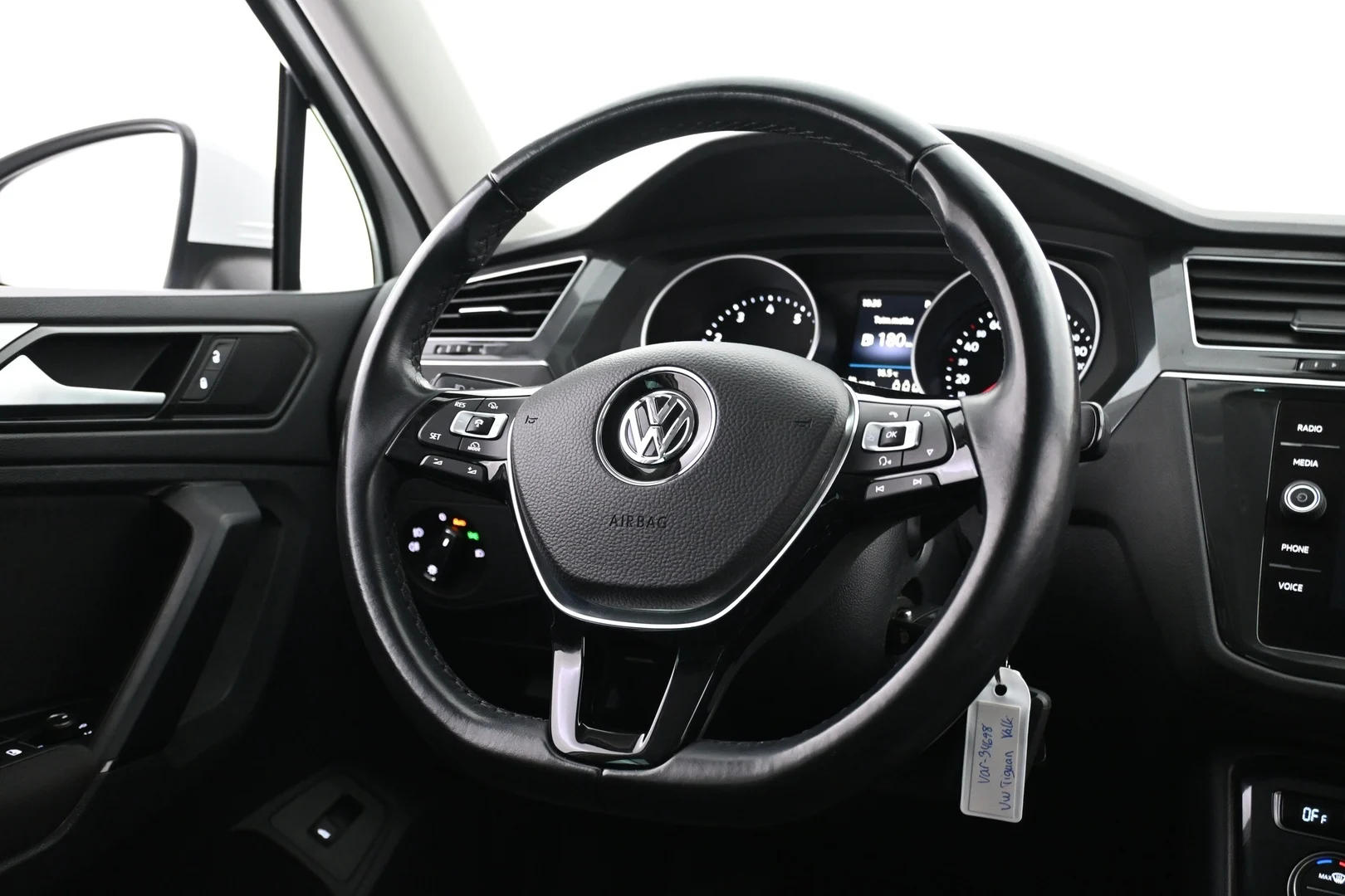 Car Image - 1DKixsXZqbGrLz0NB9OMaP