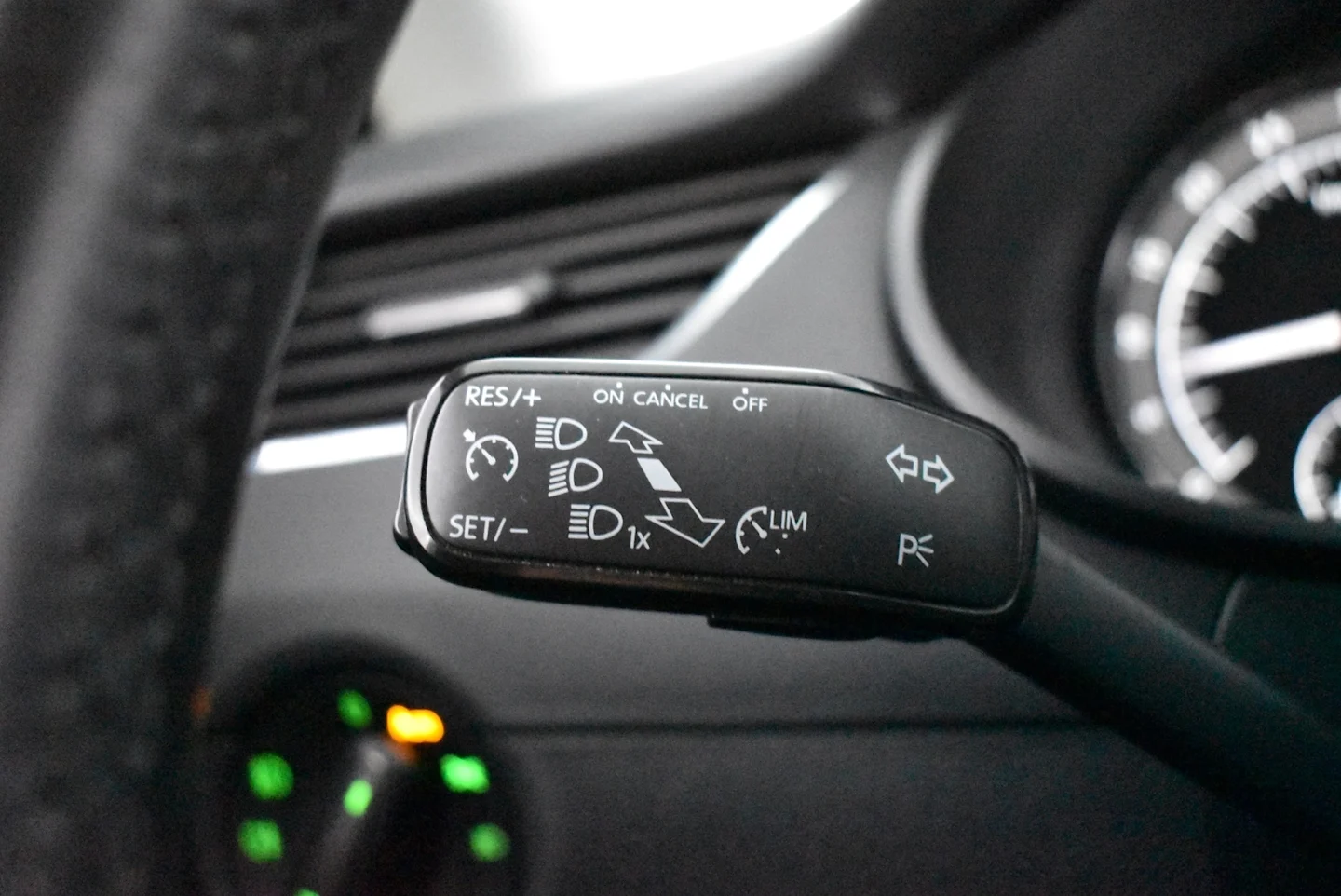 Car Image - 6PezX2iC1PM0WQ5Nz7xQdH