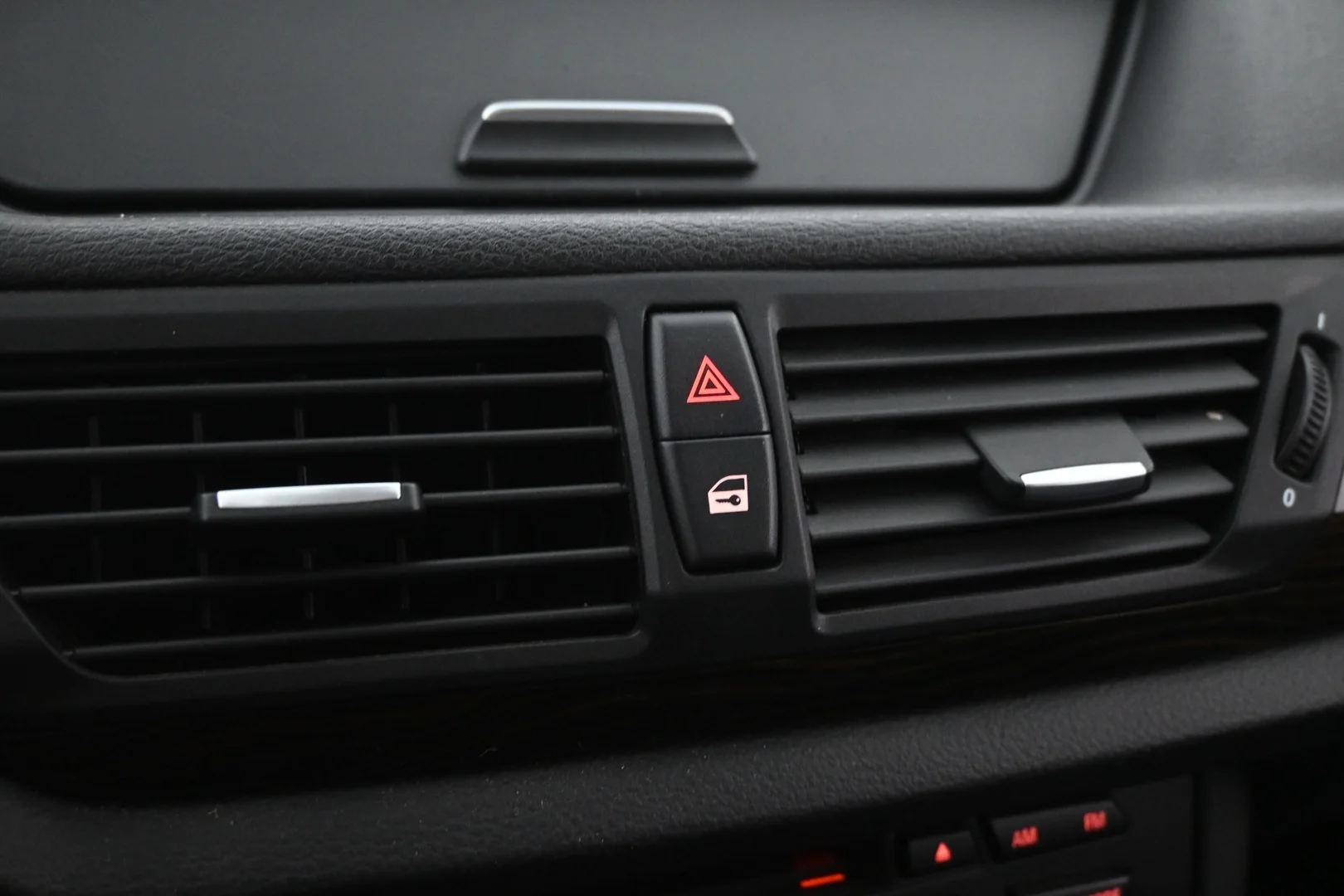 Car Image - 2F6k5HgWhW8TGLPU2l3gel