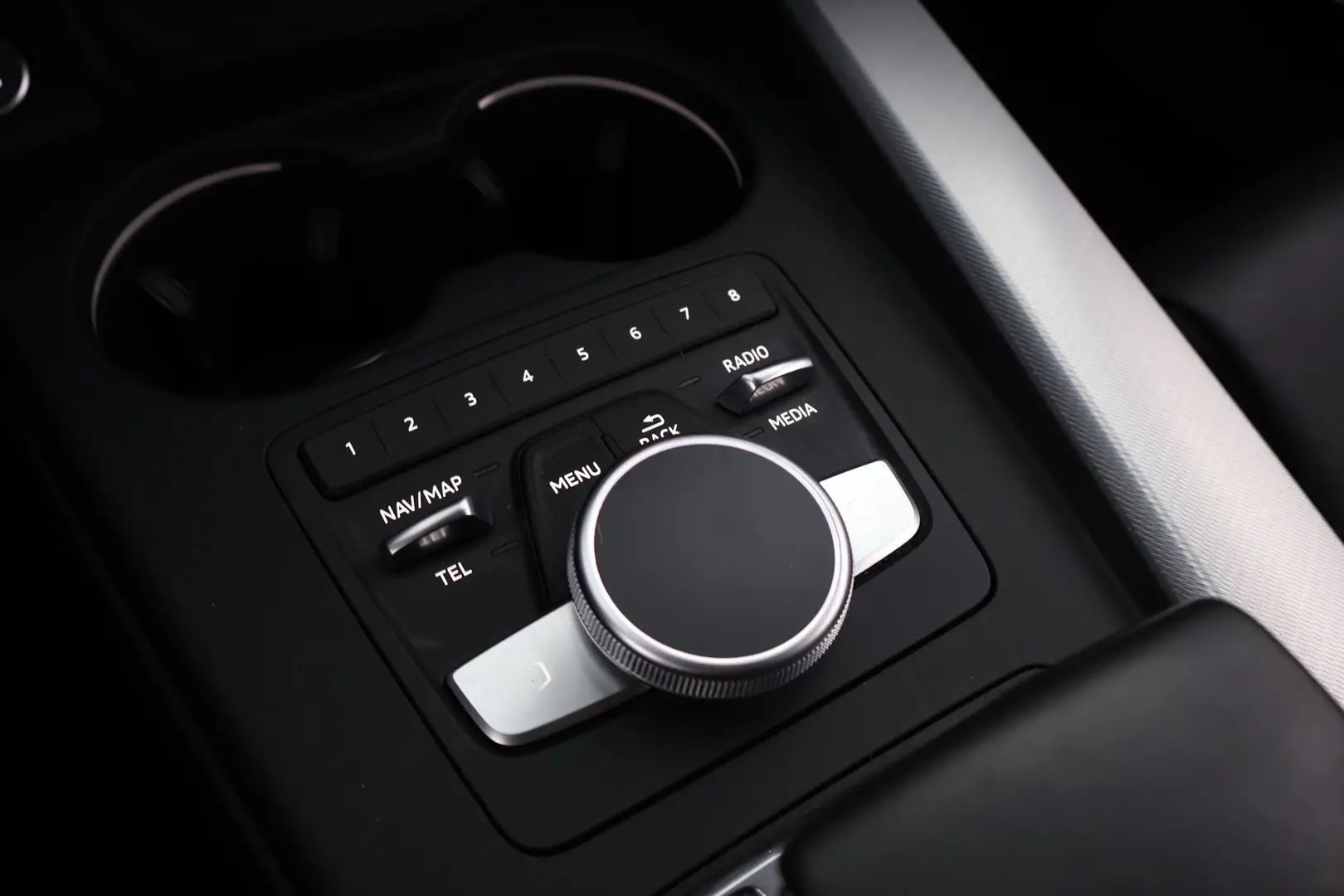 Car Image - tm977Jc8o3FB0ildjuctH