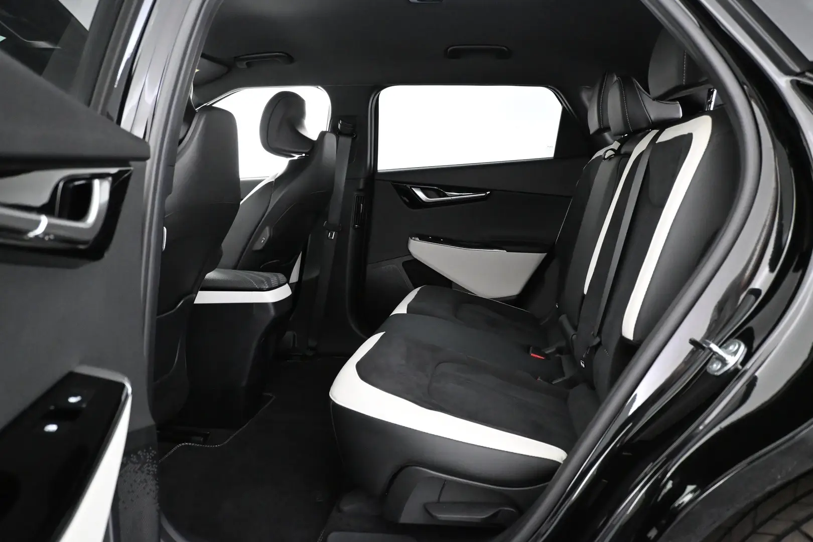 Car Image - 4nM0USsgE8aHFygkB9UWlu