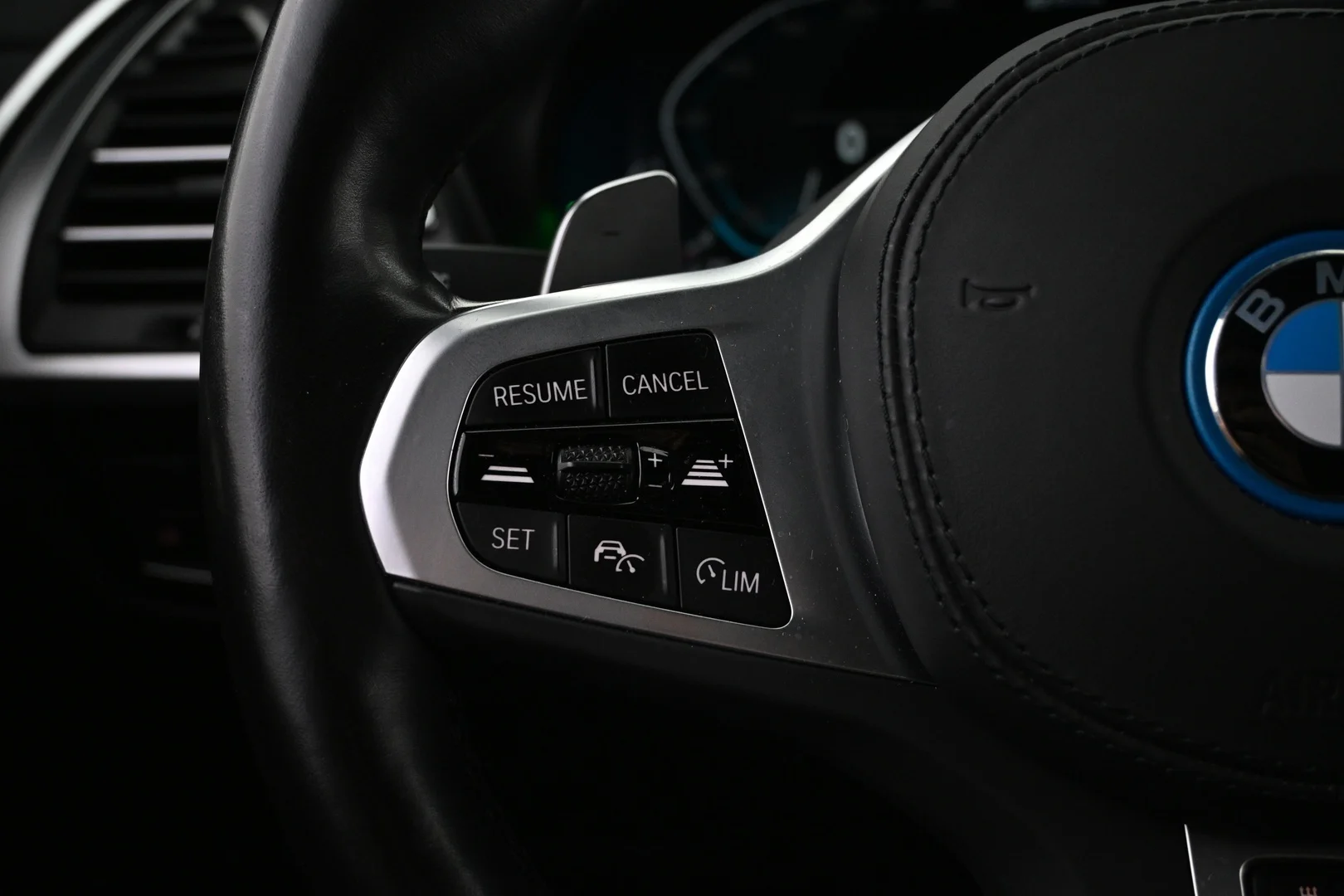 Car Image - 4YVGLQjdnzr8HGCHdnaQCj