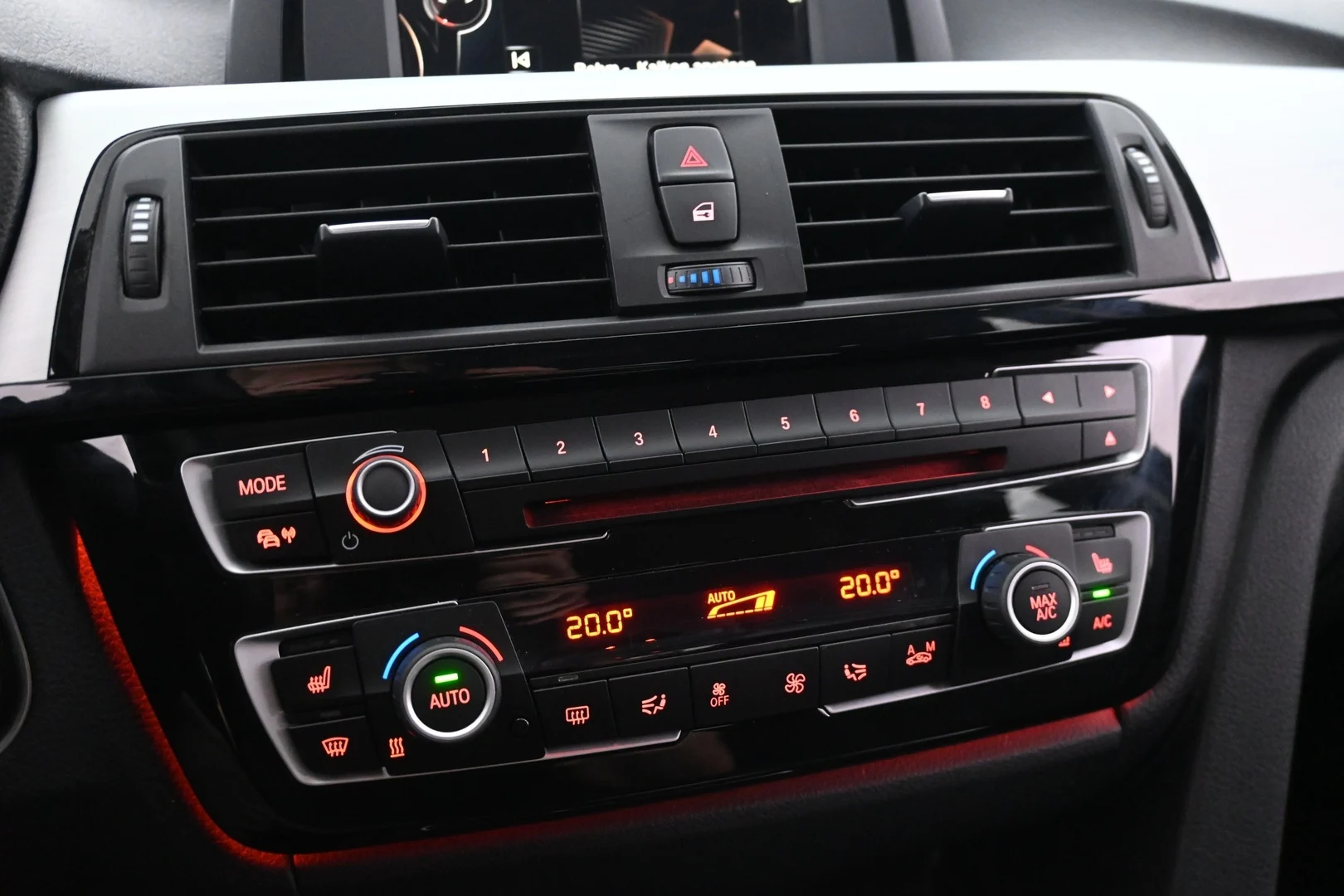 Car Image - 25AWNHigxFMcmtHFDzT5q5
