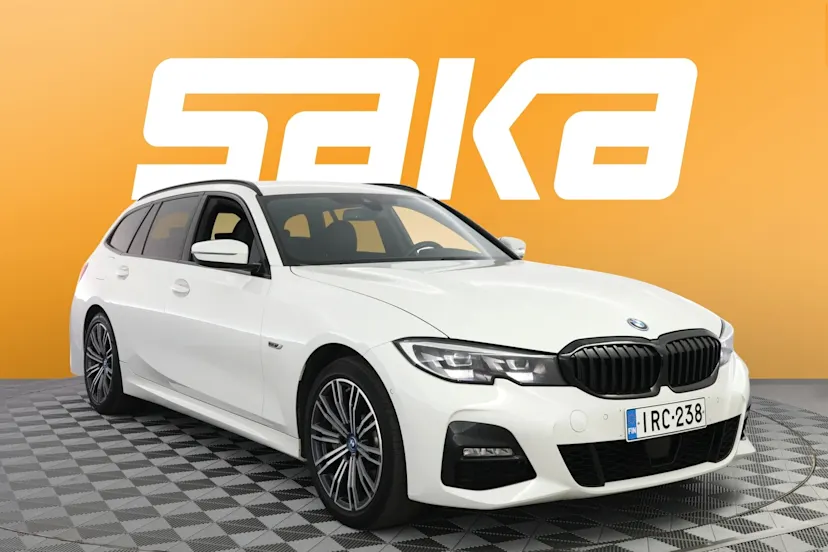 BMW 330