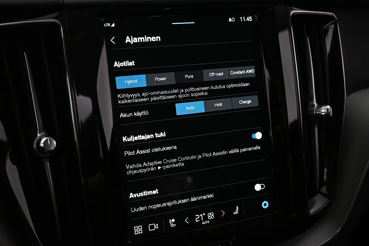 Car Image - UkDHRV7B0gWjFV2qsPc2e