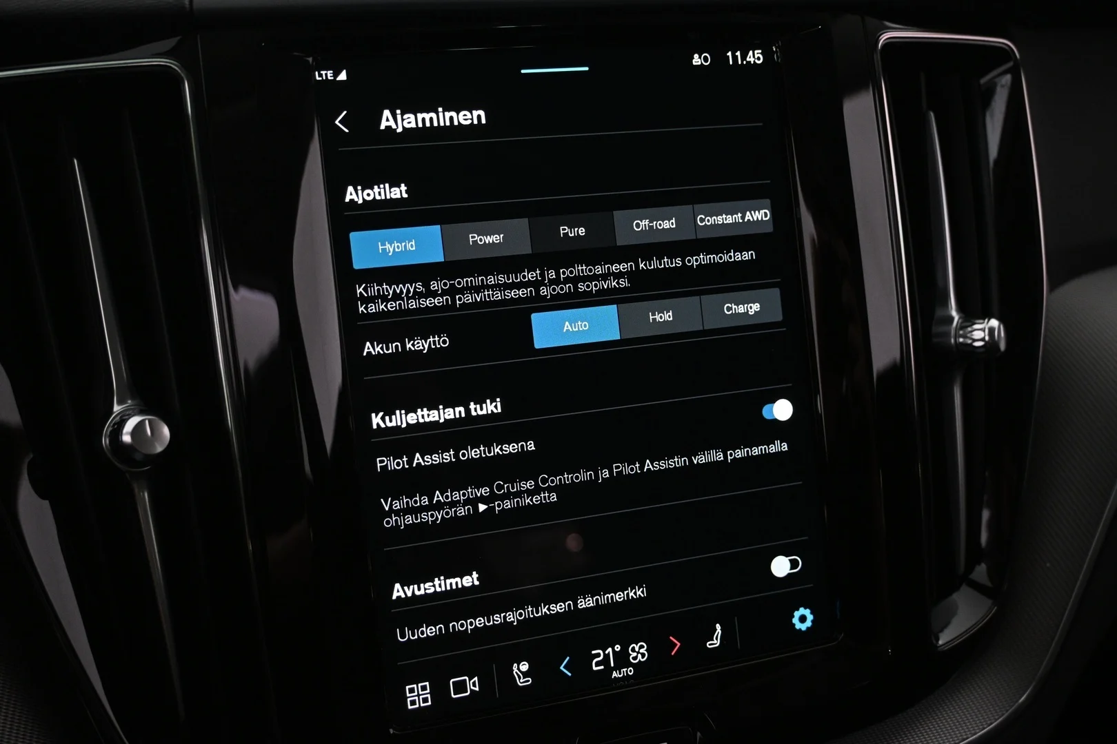 Car Image - UkDHRV7B0gWjFV2qsPc2e