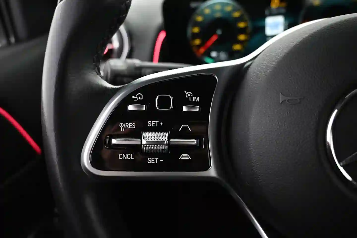 Car Image - 38vXukjXFUQDAlISBThIOd