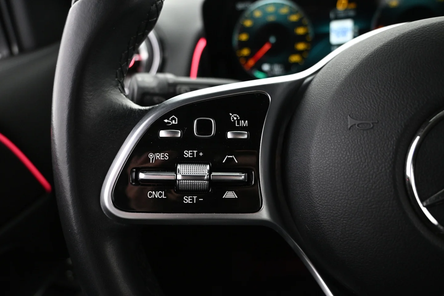 Car Image - 38vXukjXFUQDAlISBThIOd