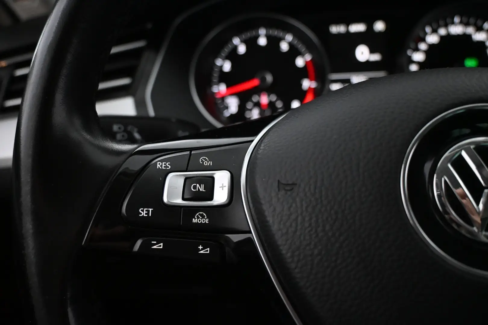 Car Image - 1fSmpqHeoIpLdqpKE7DISp