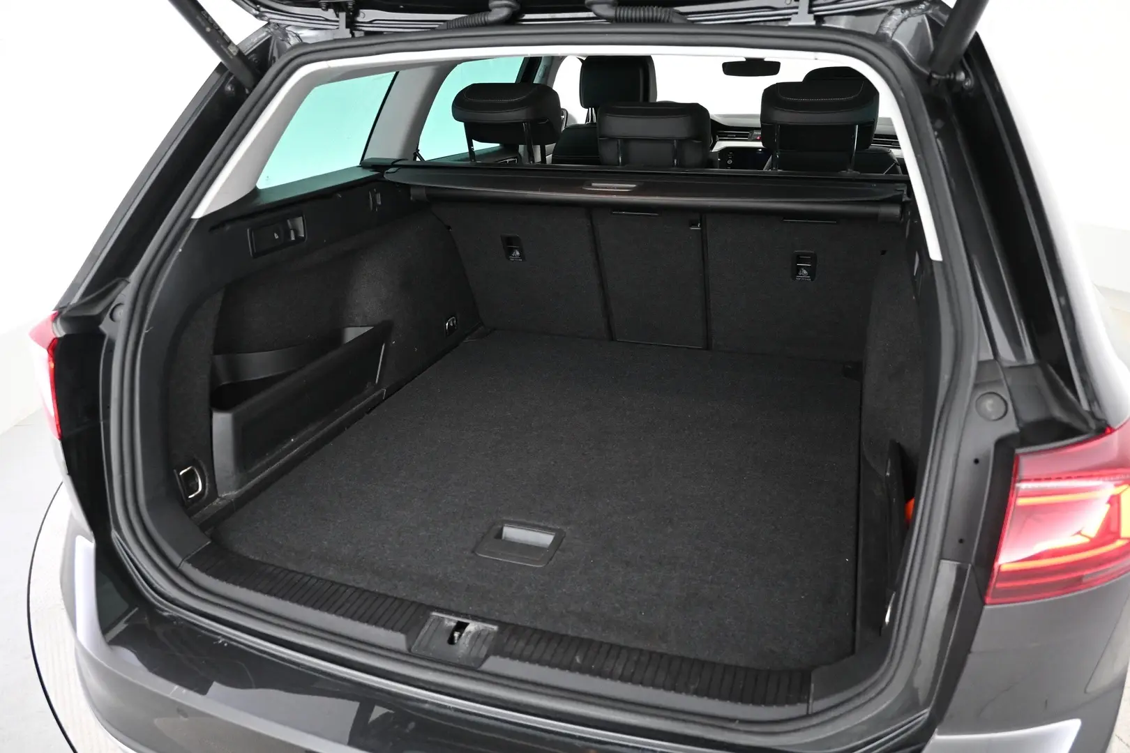 Car Image - 7oJlLegCnxBalErbAMbCQ0
