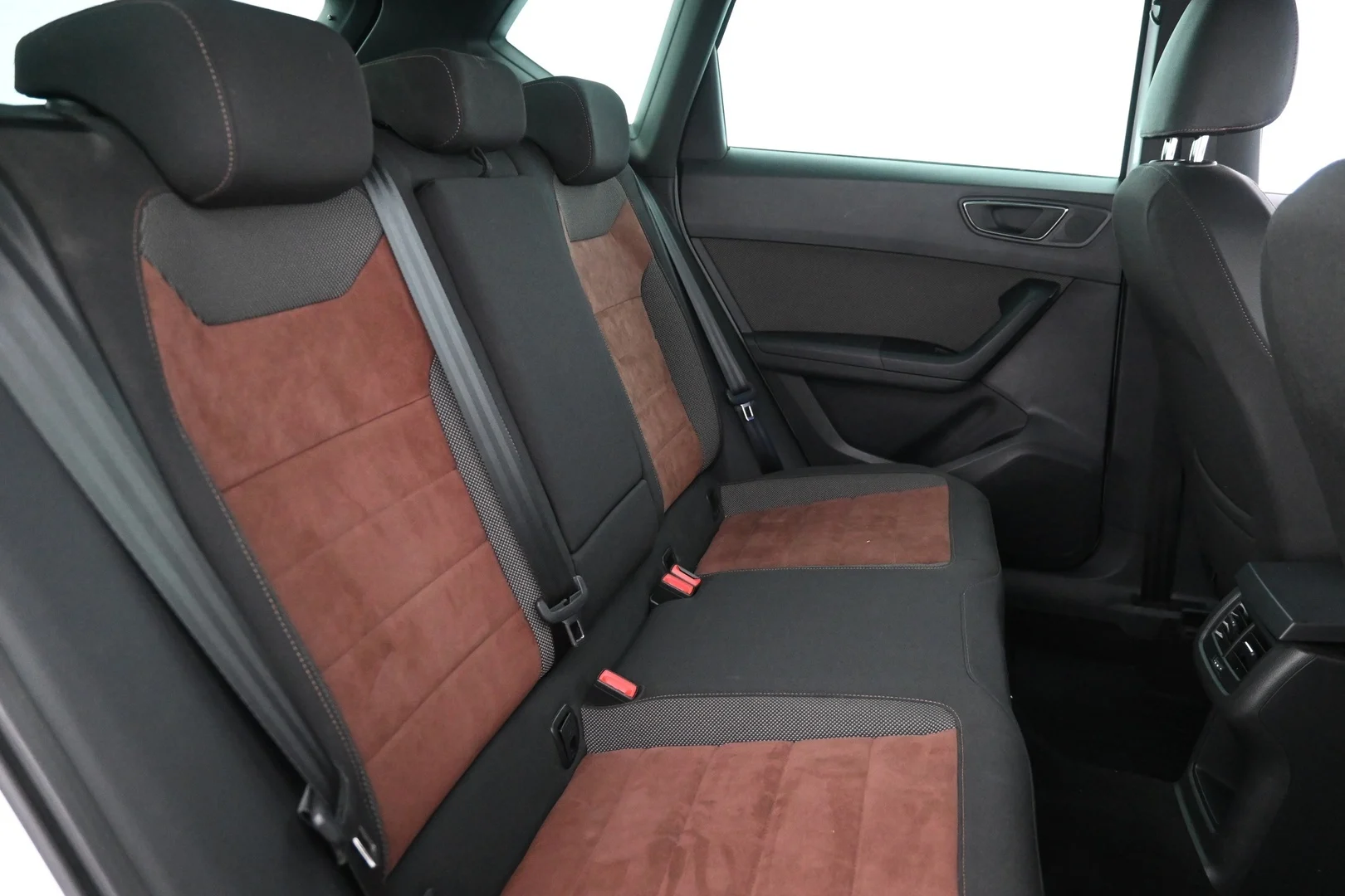 Car Image - 5Zcghe4ZVmTdnWJmbCJoY8
