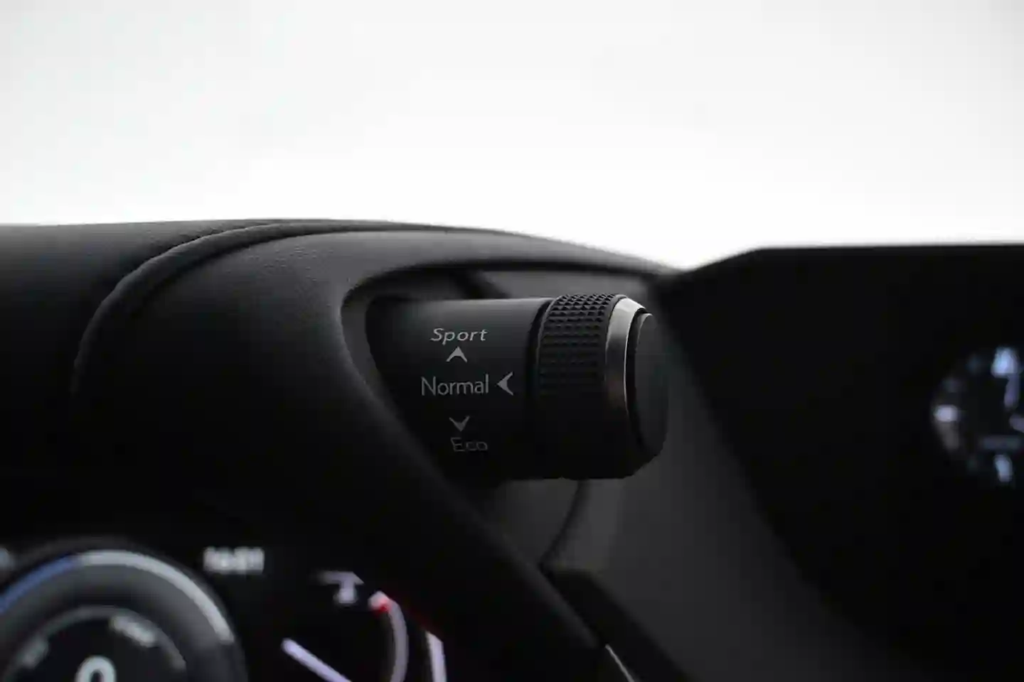 Car Image - iDVTGOn2b5sG4IIegPqFf