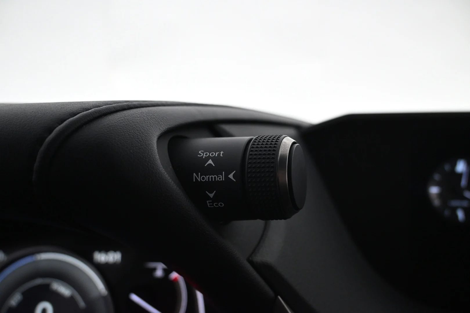 Car Image - iDVTGOn2b5sG4IIegPqFf
