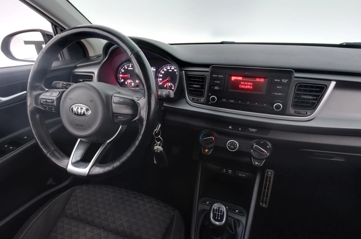 Car Image - 5UBscKeuTfZWGumxLLUOXI