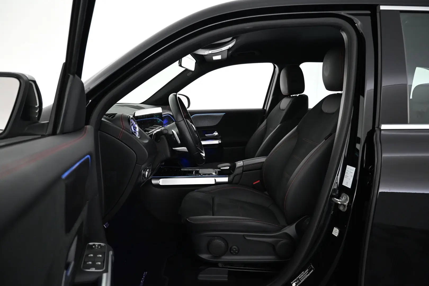 Car Image - U9rpuj19q9I7Sg2b8jYaH