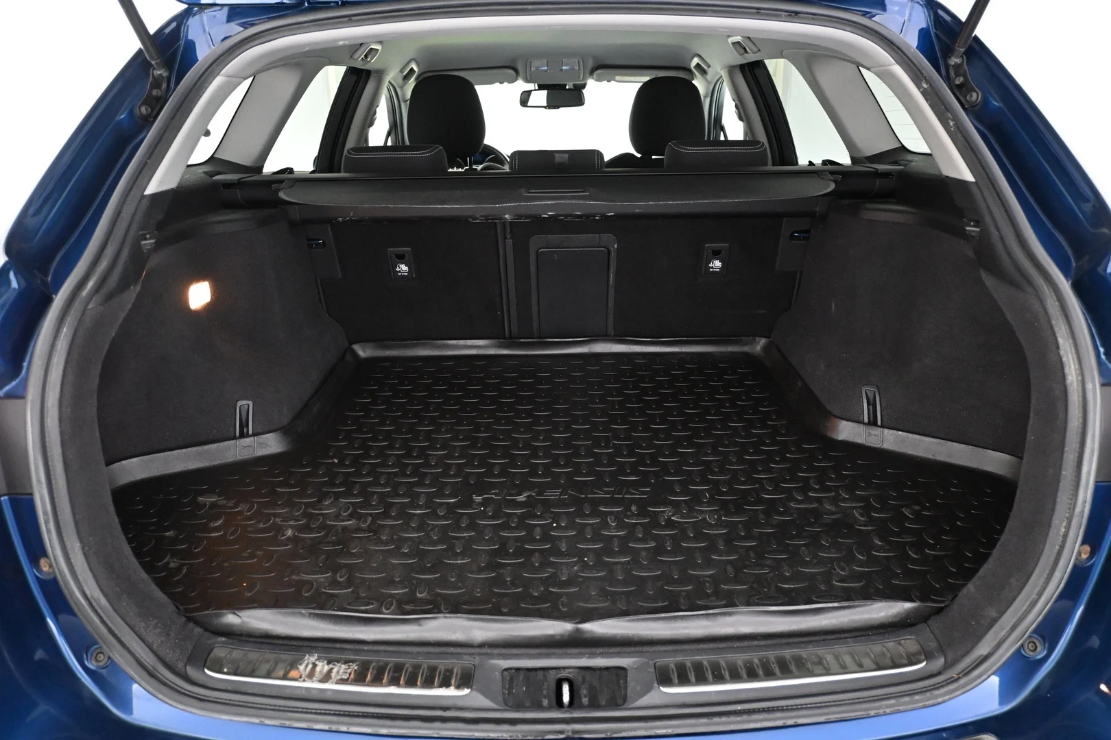 Car Image - 1s1MozESM6nDgRcN0X7Ylt
