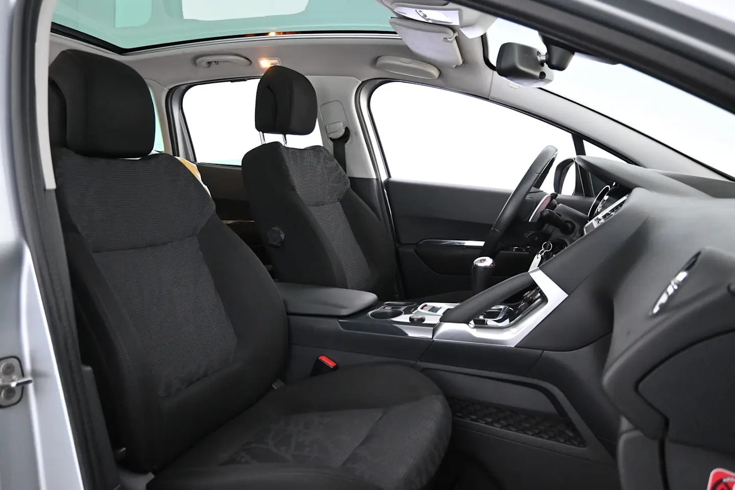 Car Image - 5lQQXmHQFNKO91qYH19Gf5