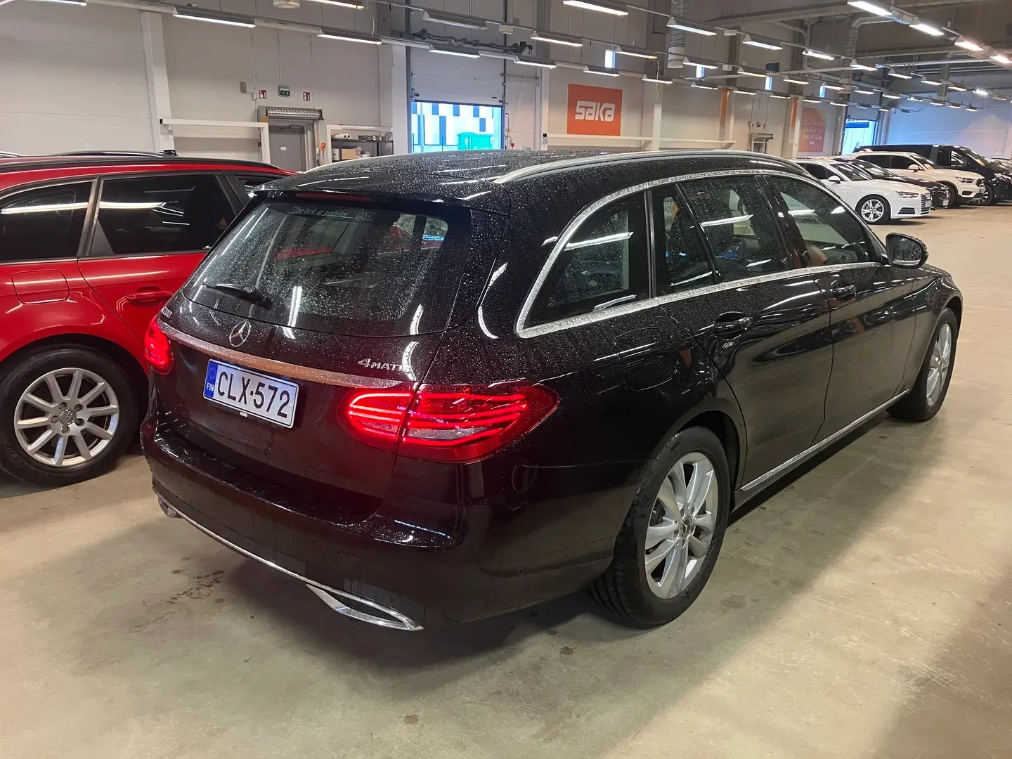 Car Image - 10CGXMVdEwww0aH1dKhbQR