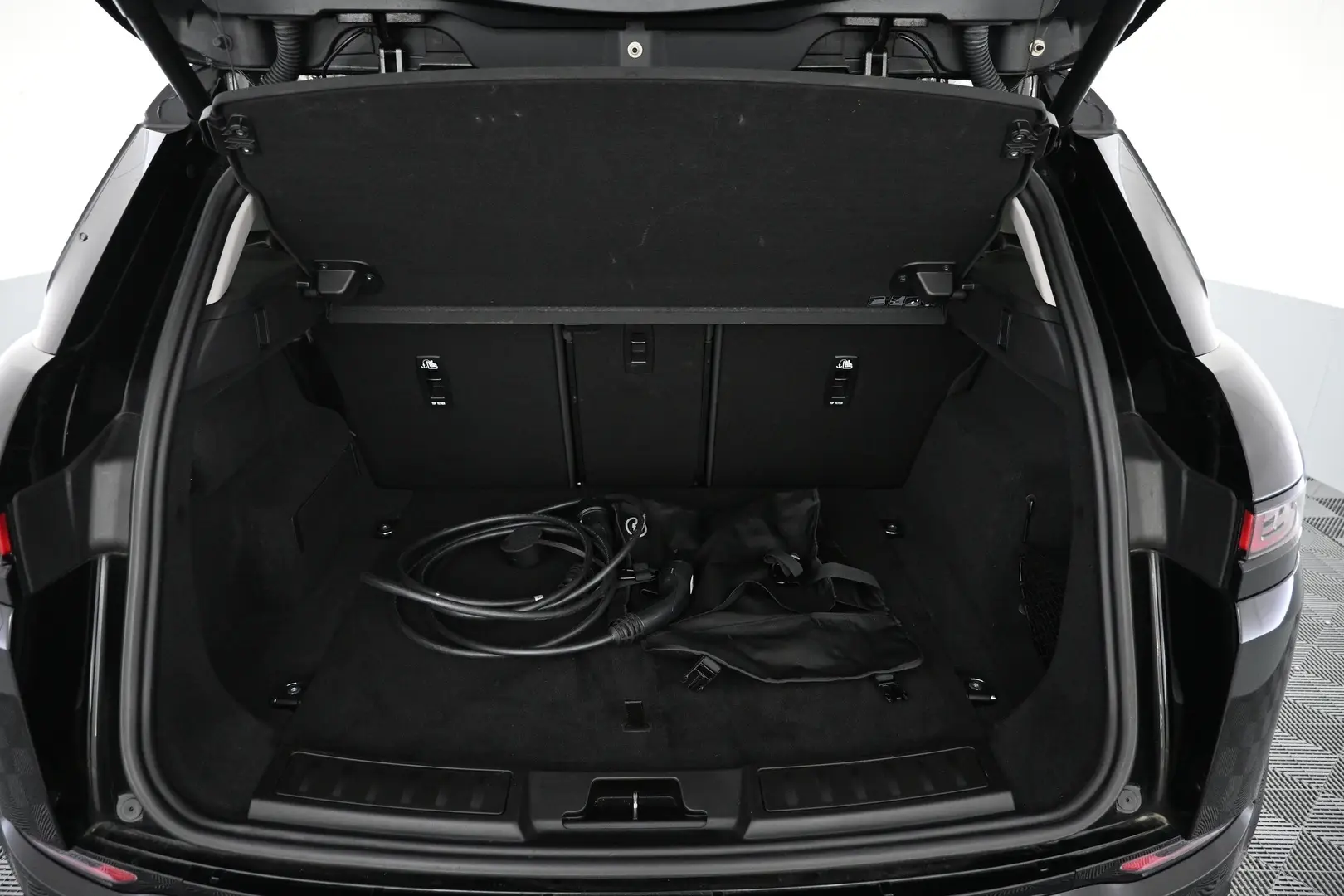 Car Image - 3BC24q1MqQqQNBoRSawK1e