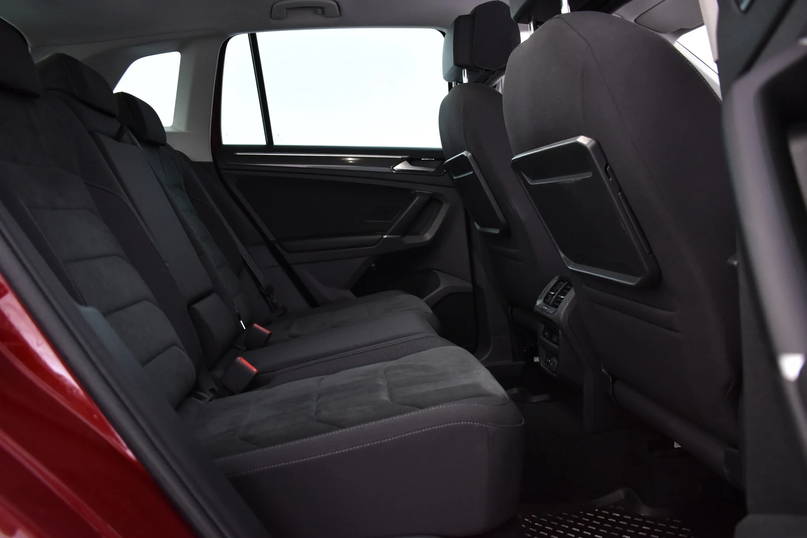 Car Image - 1E9VrUJmha3thYZBLGLf3C