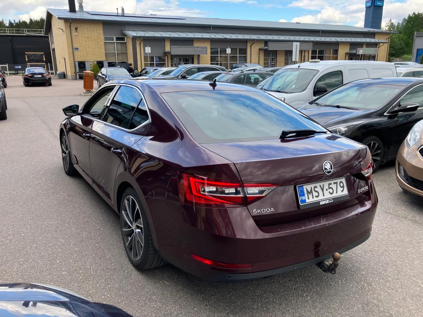 Car Image - 23H9qsrbWt8KR9lF5NHhhM