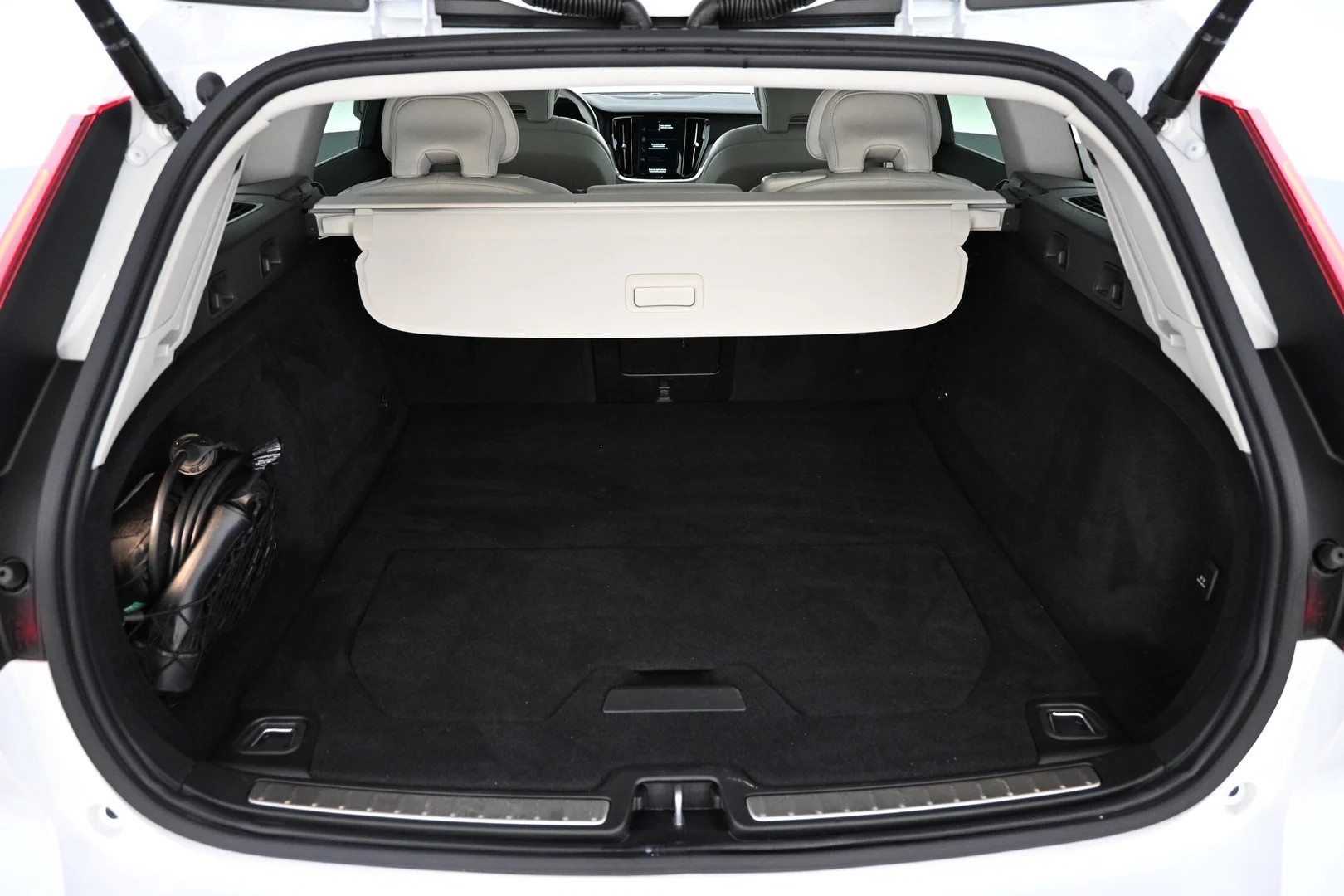Car Image - 48oQx7yFVGD7RZGl1OiQev