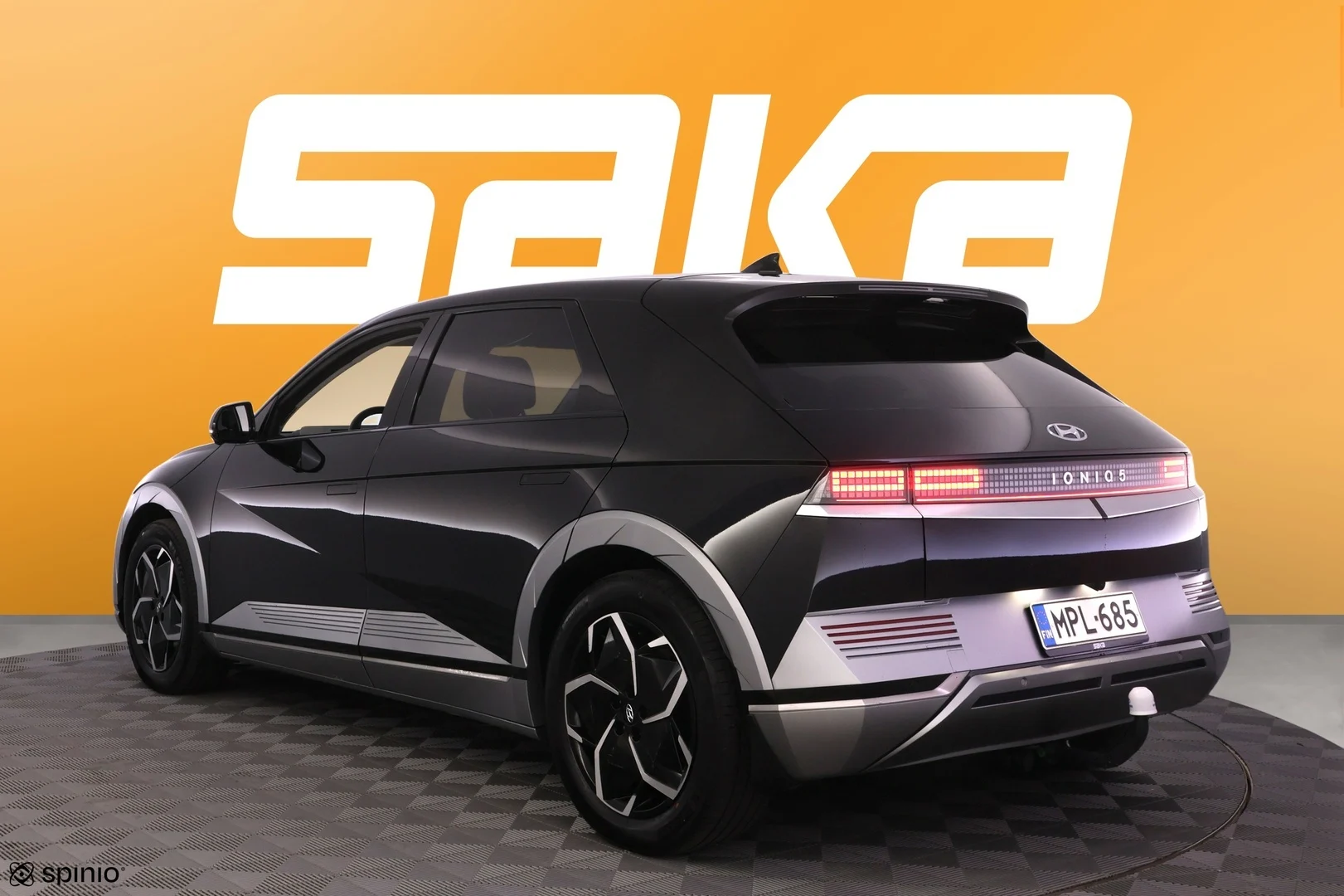 Car Image - 2kVwH8JO3uRpVMMKYSi2x2