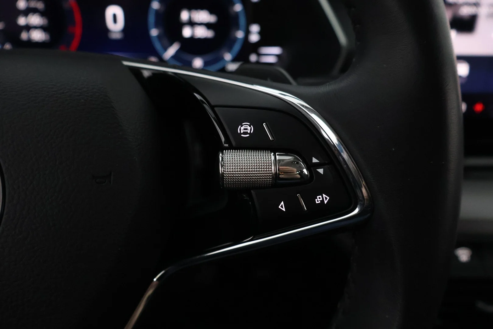 Car Image - 30xM8C4ARiXKRjb9mOaiQf