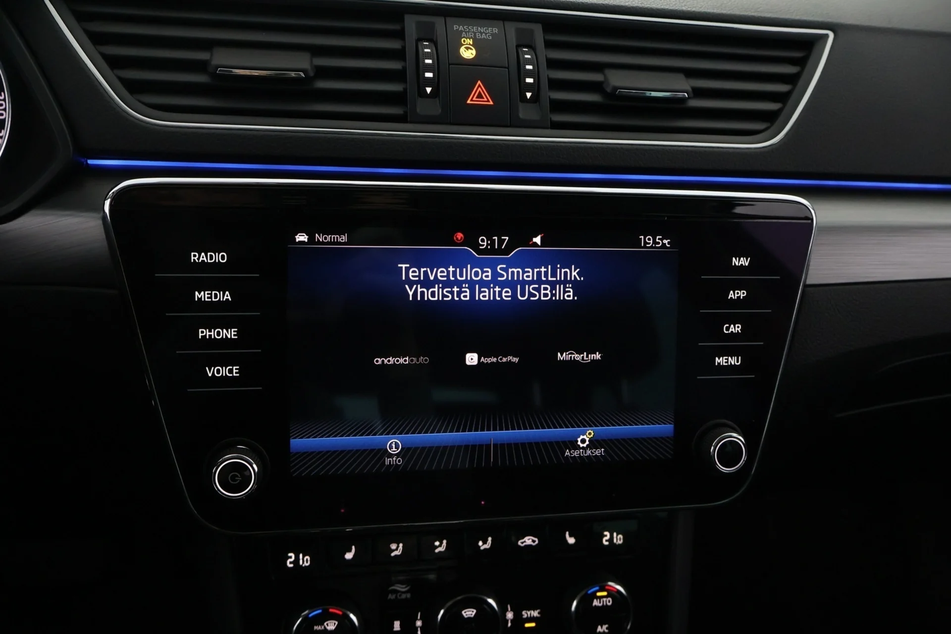 Car Image - 5WDY7csIN0l5btv77q1rXF