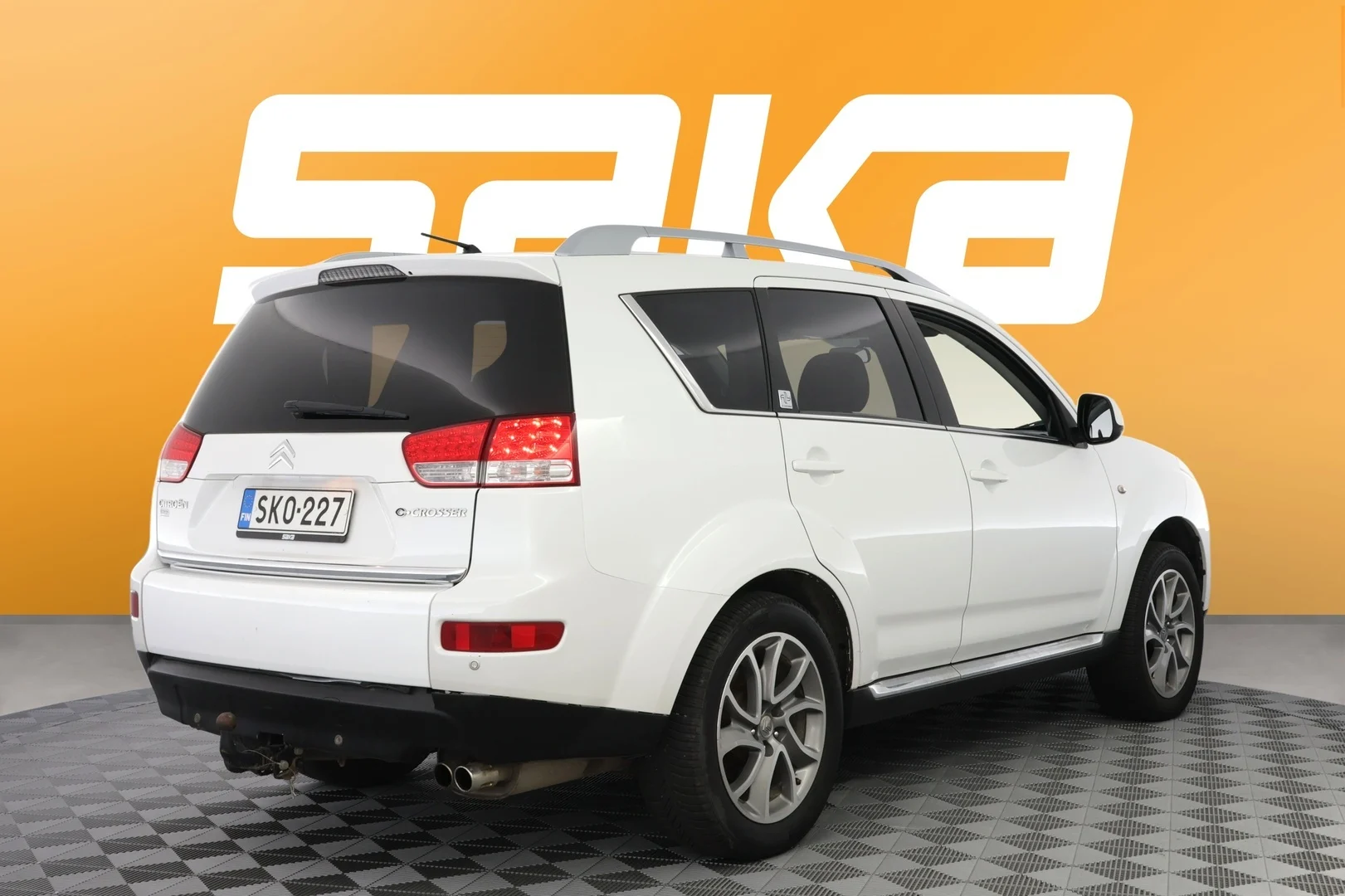 Car Image - 2zYcg4q386FJeocHYpbBi9