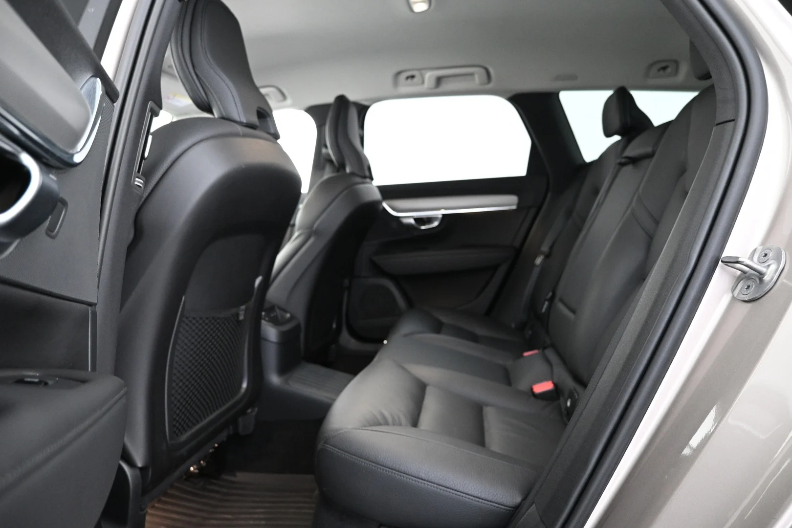 Car Image - 7naXsWQKsNkuDRiMzupdGl