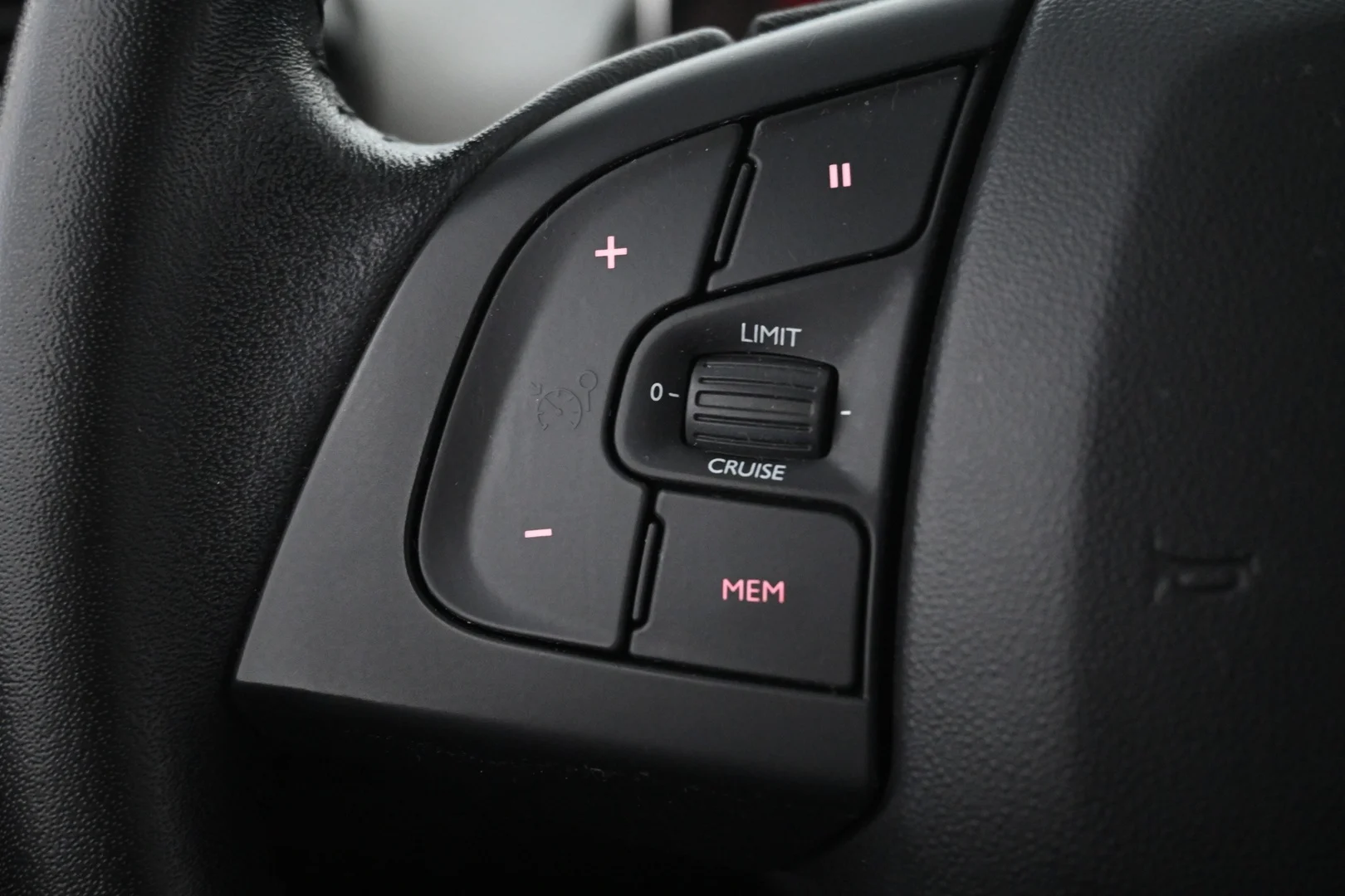 Car Image - 3fxAfowjJ6G5klwwEEeXXi