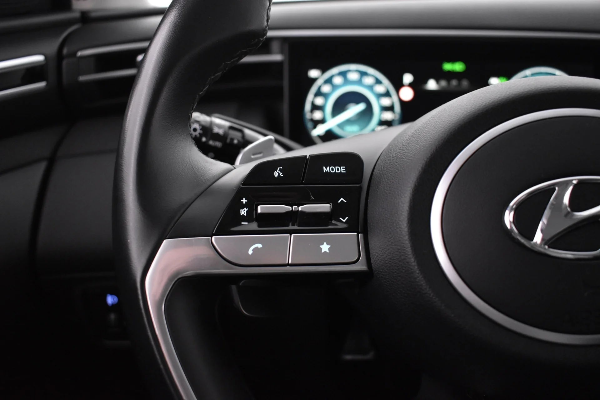 Car Image - 6ONAkCV2CrcT2N1yLs3Yqa