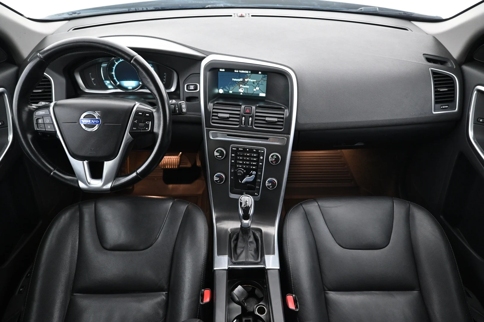 Car Image - 5zBpPcuX6F5aLtHZ8KK7M