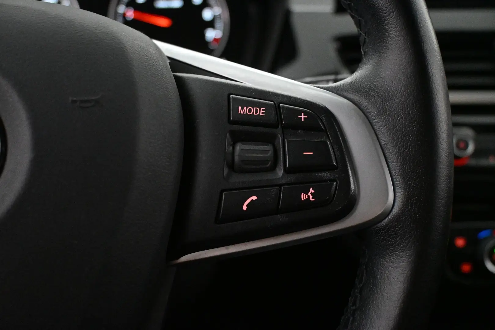 Car Image - GRhPlGs8ZBnF77J4esegV