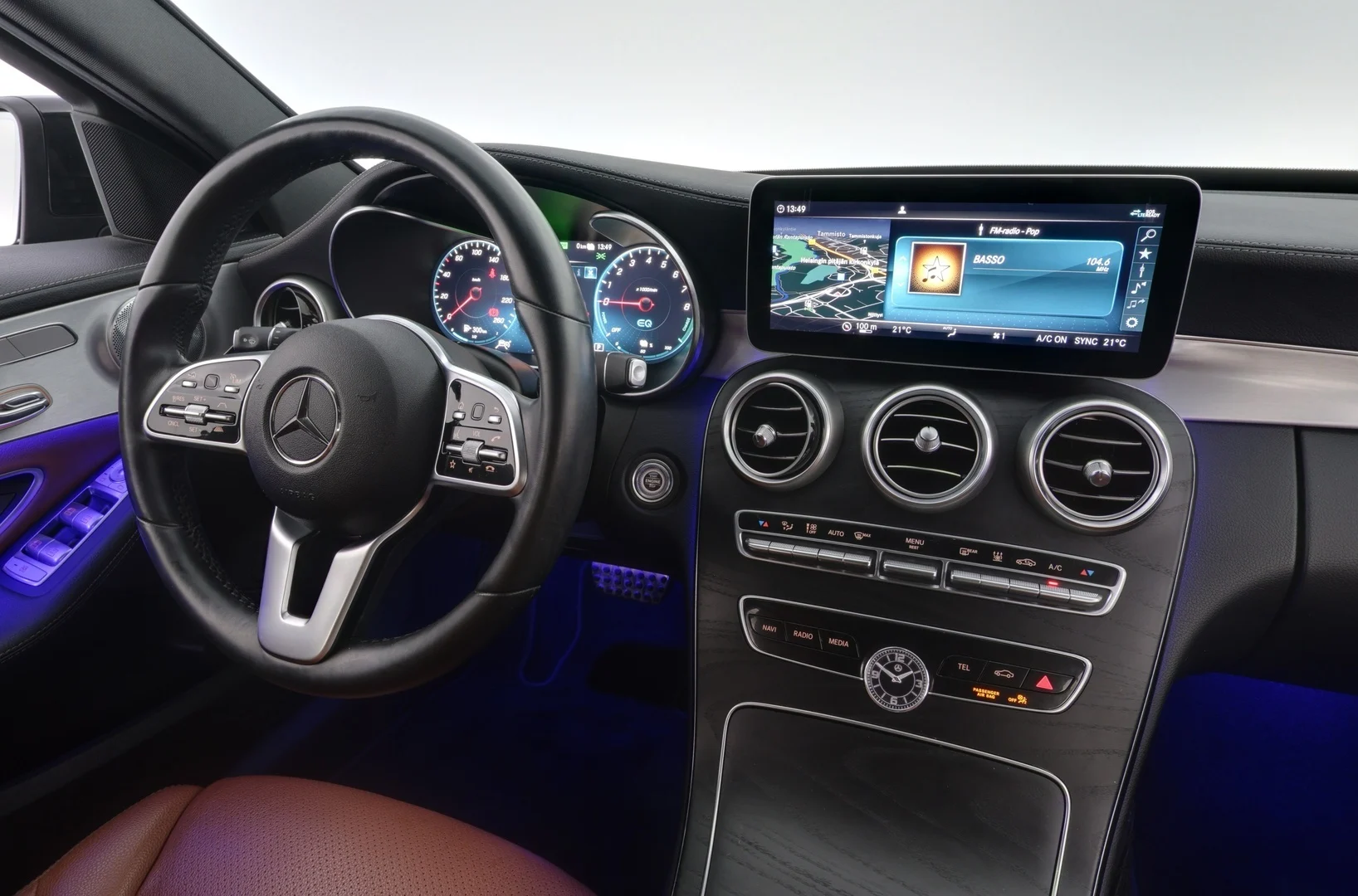 Car Image - 5Q2y6ZYCfVJ1Q4Zu5s7OWK