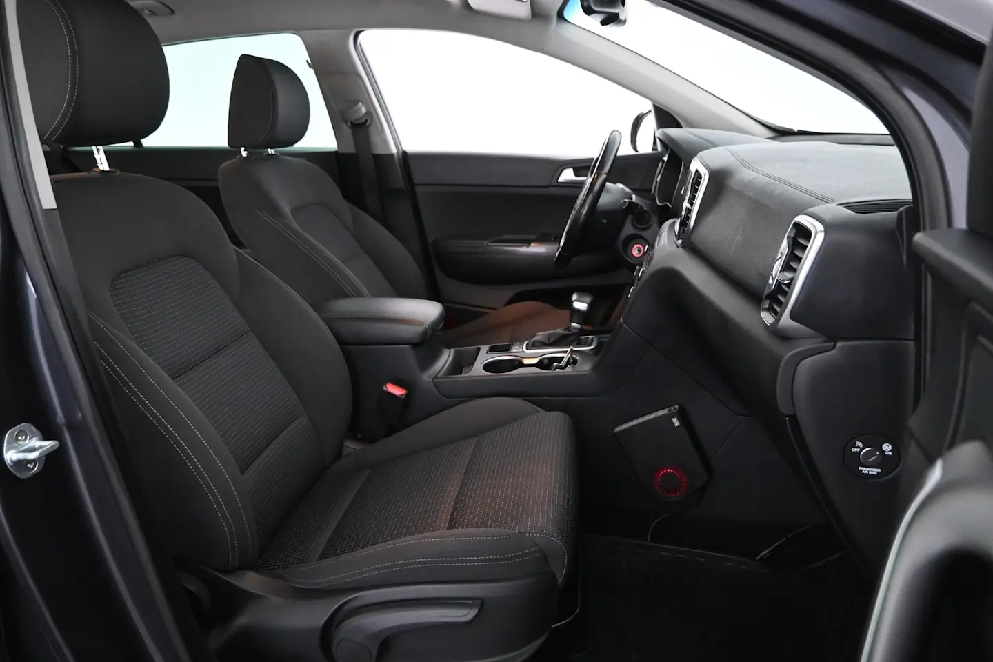Car Image - 2cSKgdOO8ta9RhGtaO3mIG