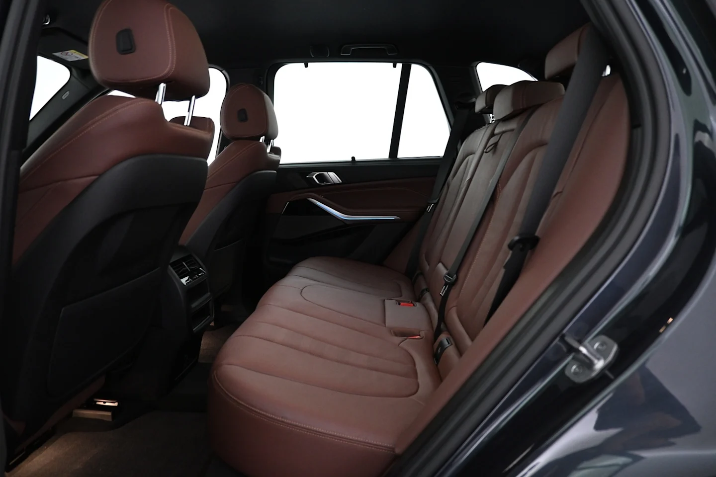 Car Image - 3V4n9qpLNR0aiH8ULeAHRT