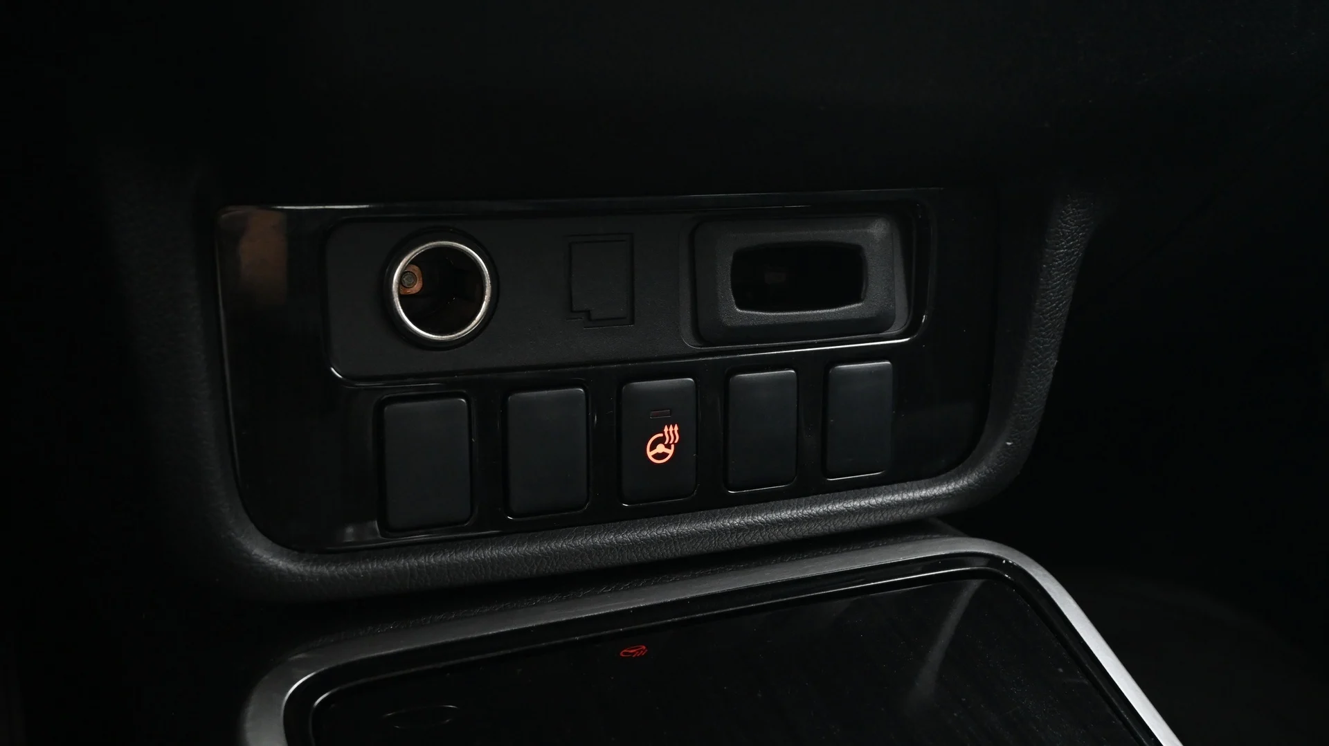 Car Image - 5VPb3AmLdWARHY0ByFhOkB