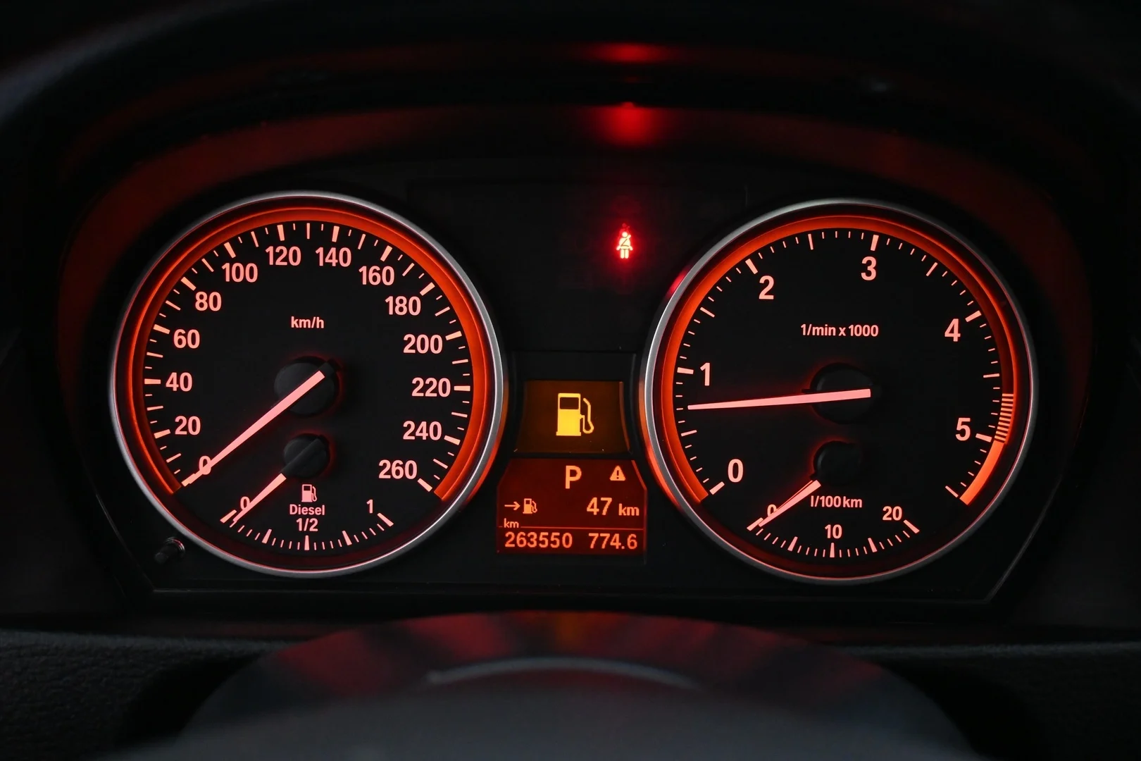 Car Image - 1P833J1erQ1gr7Hvv1kKkf