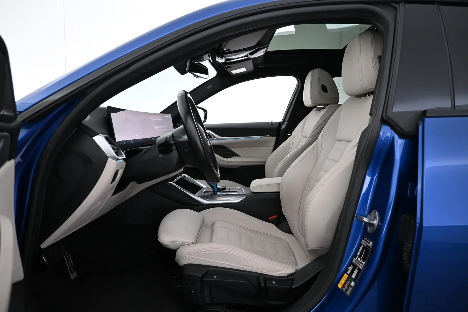 Car Image - eCbnhIDkOjjUXXWsDyxVo