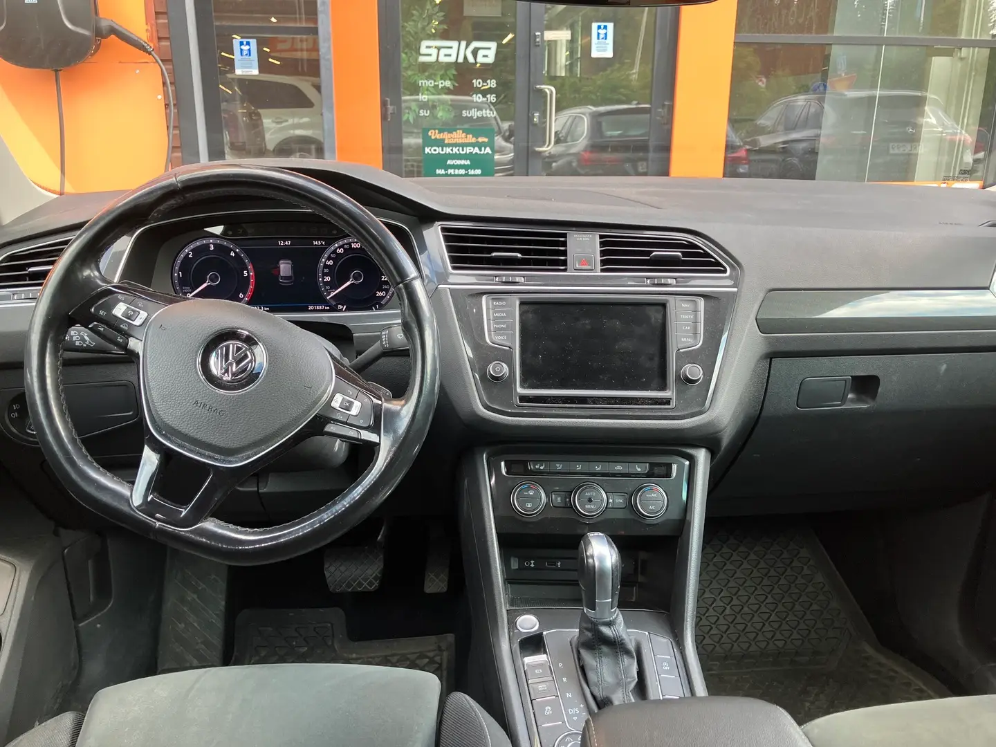 Car Image - 4tg7GynE4JI6tjpPiFnfpN
