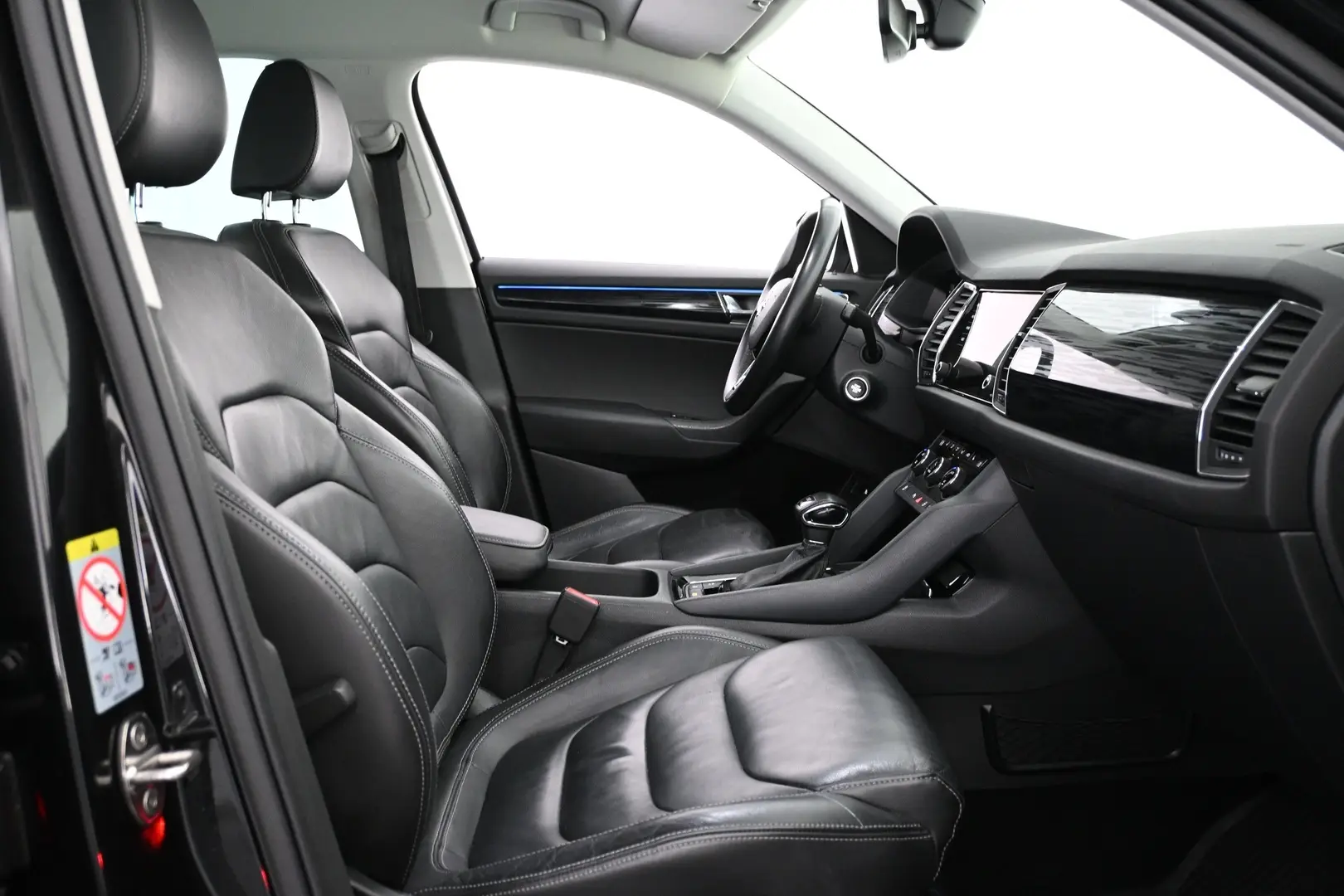 Car Image - X4K9VTFlATEatl3WGinxz