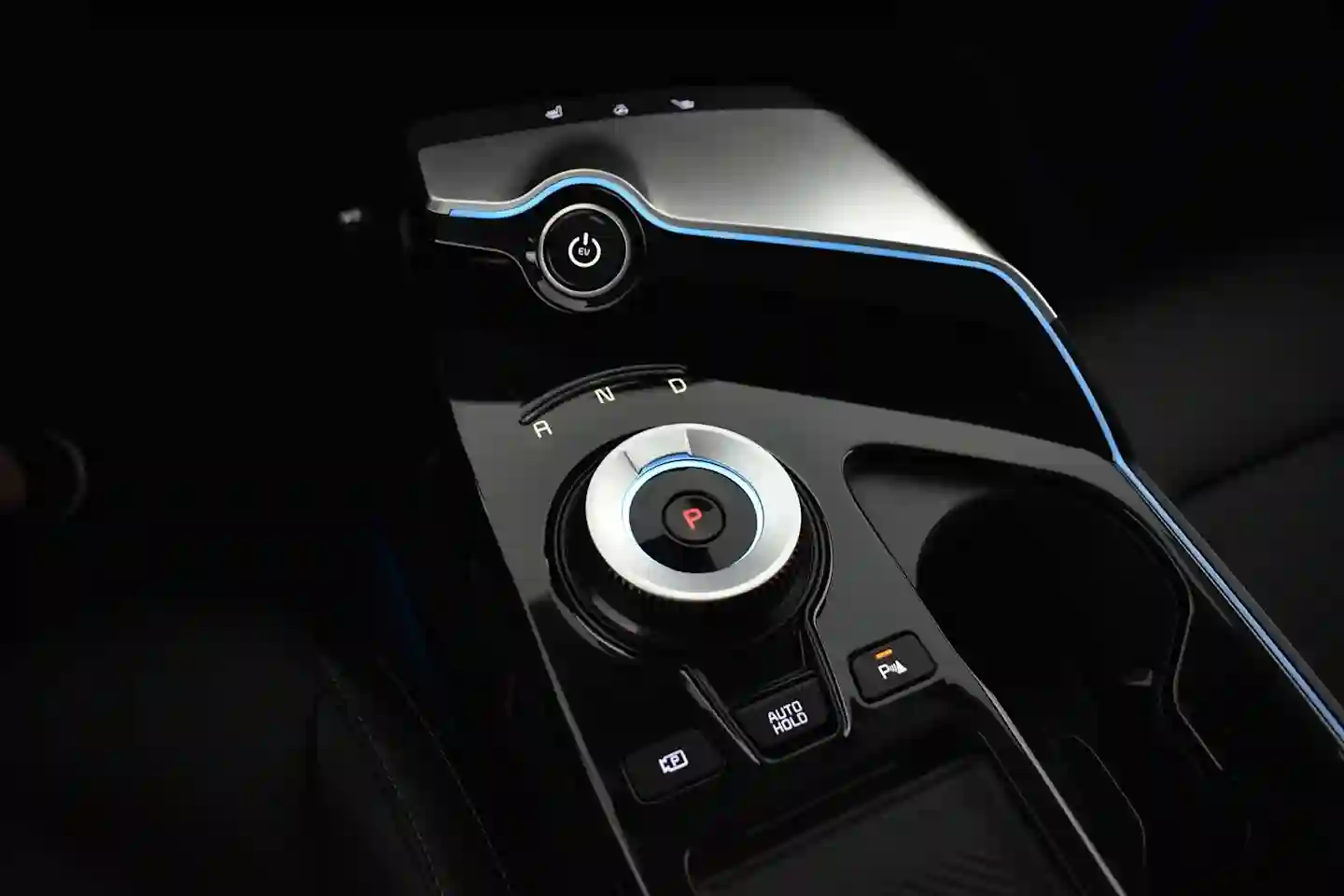 Car Image - 2VW3aPDBCmZc1B8tns5rHx