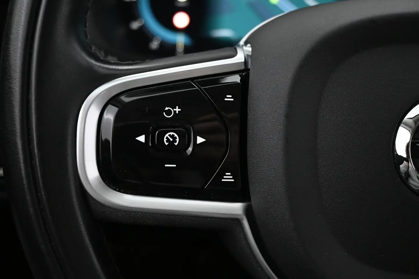 Car Image - m2boAQbSxQxH1pFwrENaH