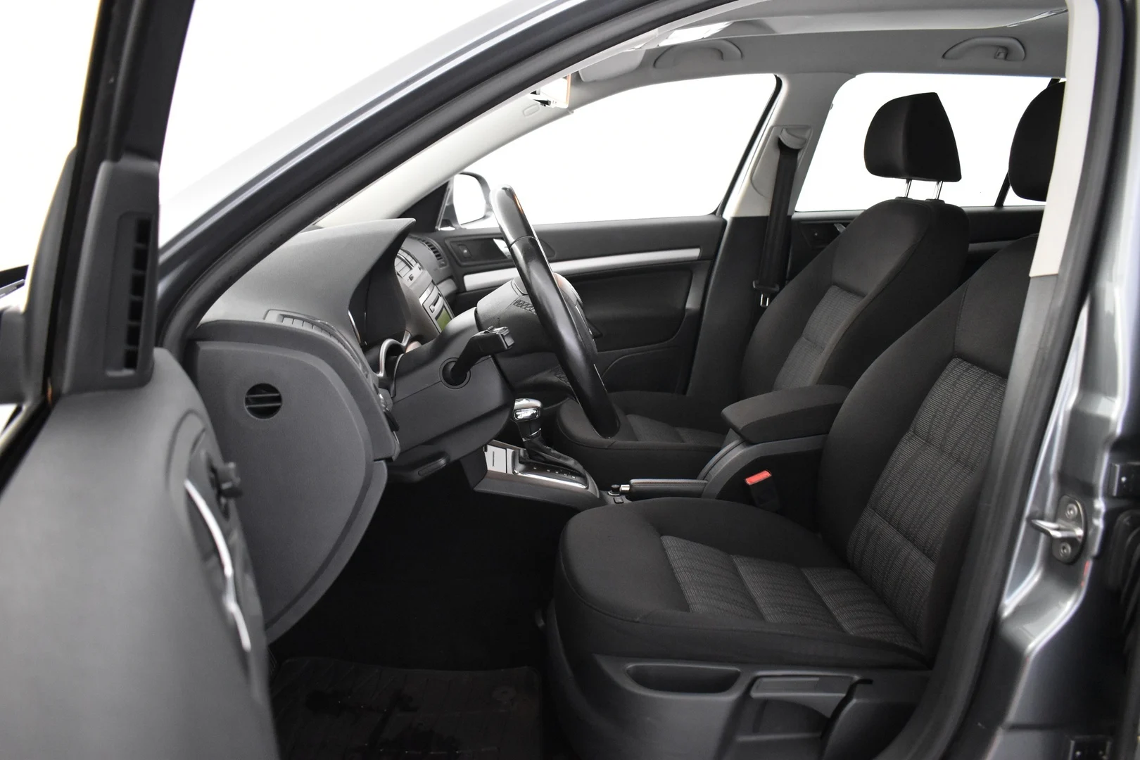 Car Image - 5bChZUlKumyBdXA4gnrDjZ