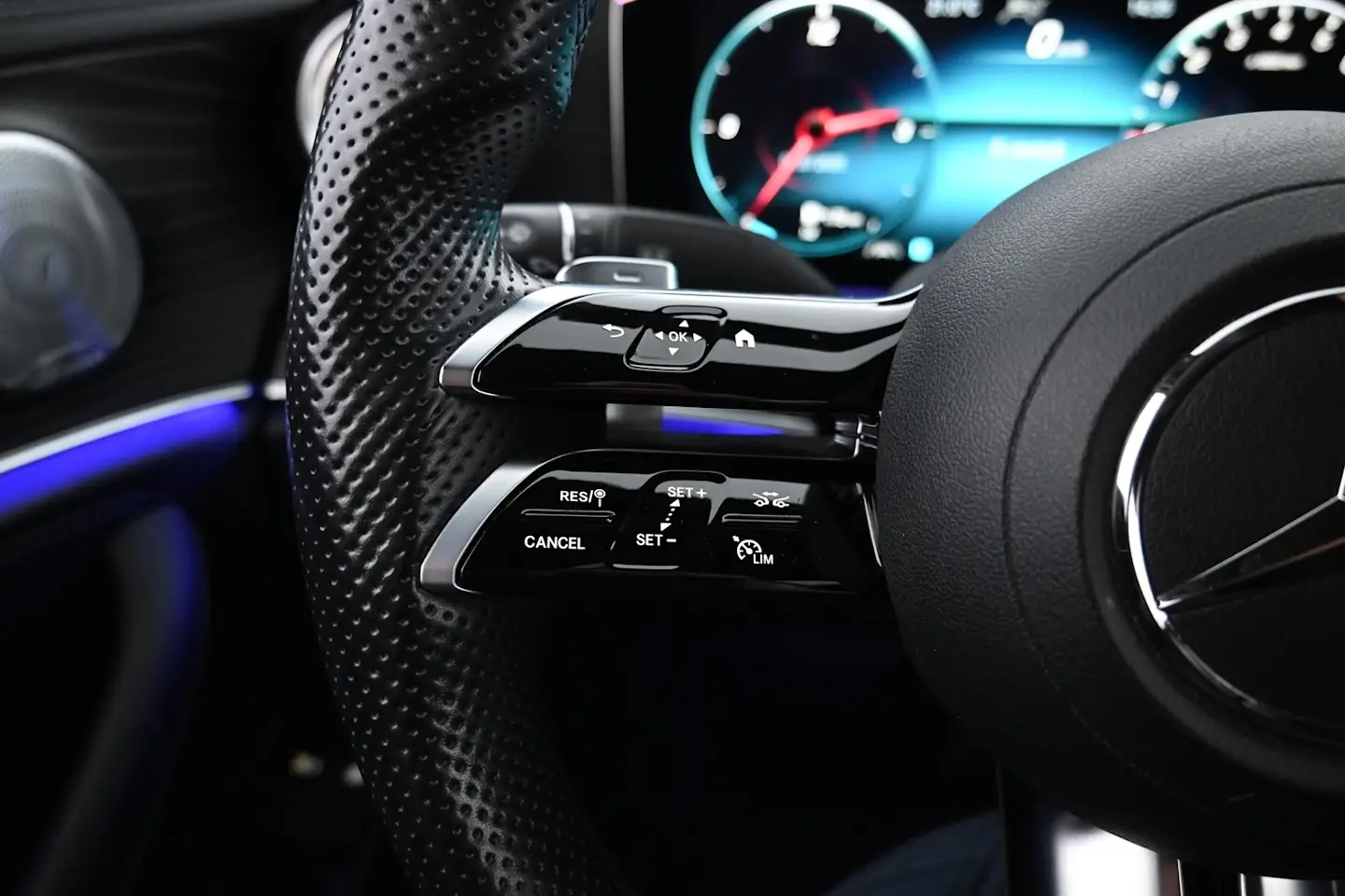 Car Image - eLJ0zJiDitG1csoRkrdW4