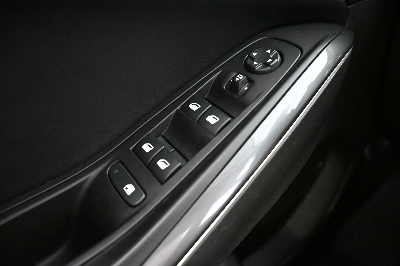 Car Image - 2MnCXXkg7JXwXN58kQZFuJ