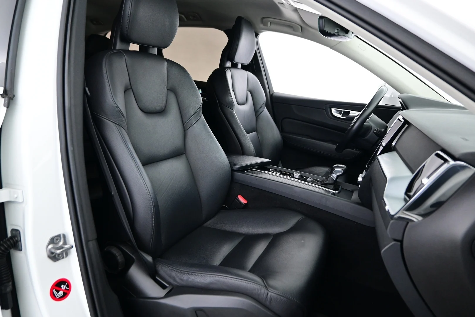 Car Image - 6uaRijBocS8zjbM9BGj1pw